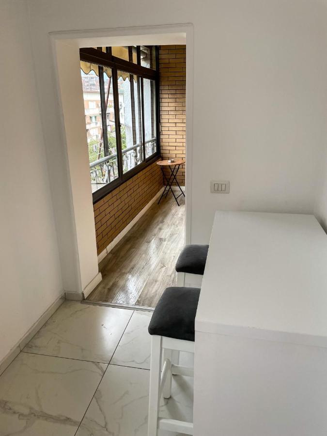 Centre View Apartment Tirana Bagian luar foto