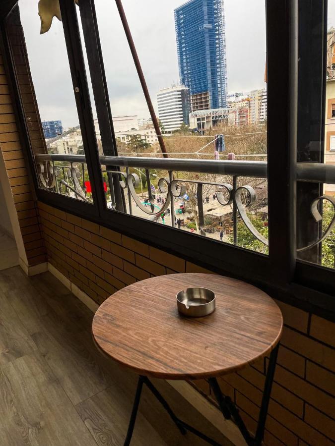 Centre View Apartment Tirana Bagian luar foto