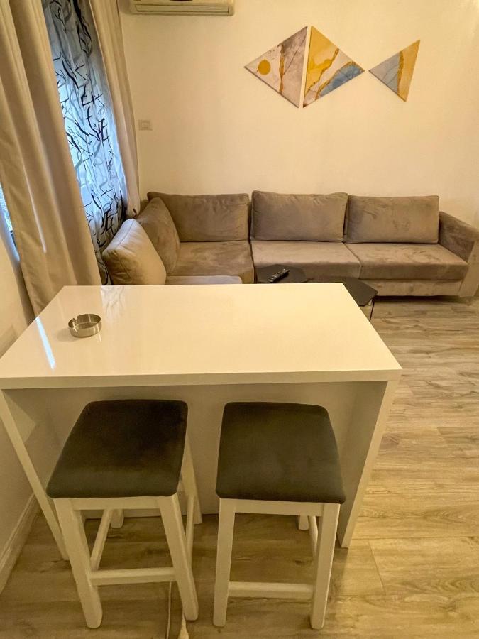 Centre View Apartment Tirana Bagian luar foto