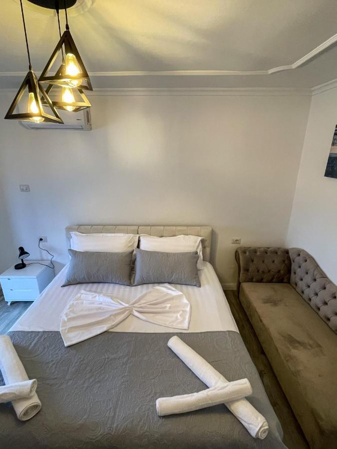 Centre View Apartment Tirana Bagian luar foto